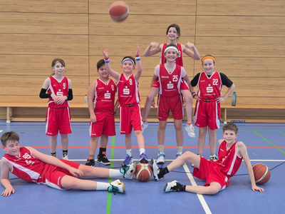 U12