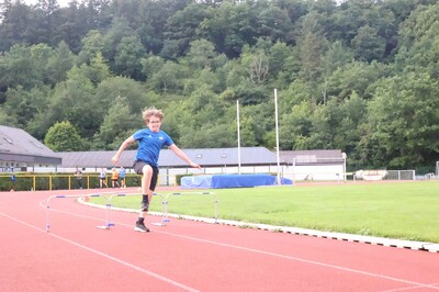 Leichtathletik konz u12 training huerden 03