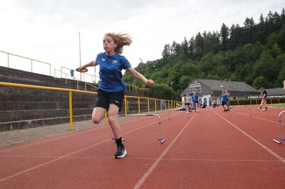 Leichtathletik konz u12 training sprung 01