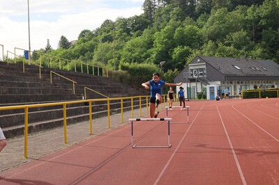 Leichtathletik konz u16 training huerden 06