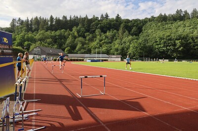 Leichtathletik konz u16 training huerden 09