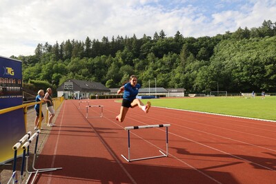 Leichtathletik konz u16 training huerden 12