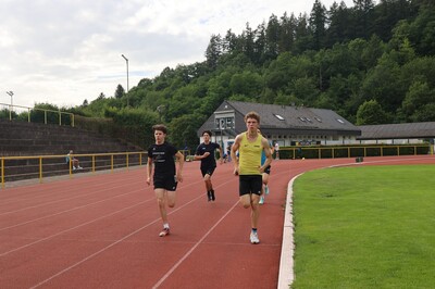 Leichtathletik konz u16 training lauf 18