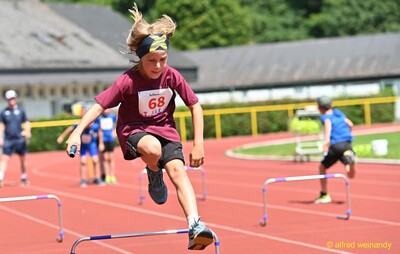 Kinderleichtathletik konz huerden 04