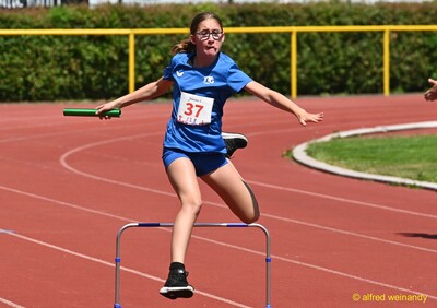 Kinderleichtathletik konz huerden 09