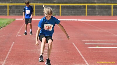 Kinderleichtathletik konz sprung 14