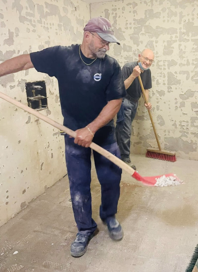 6fd89be4 0460 4ff4 9113 baf6b4003b2e